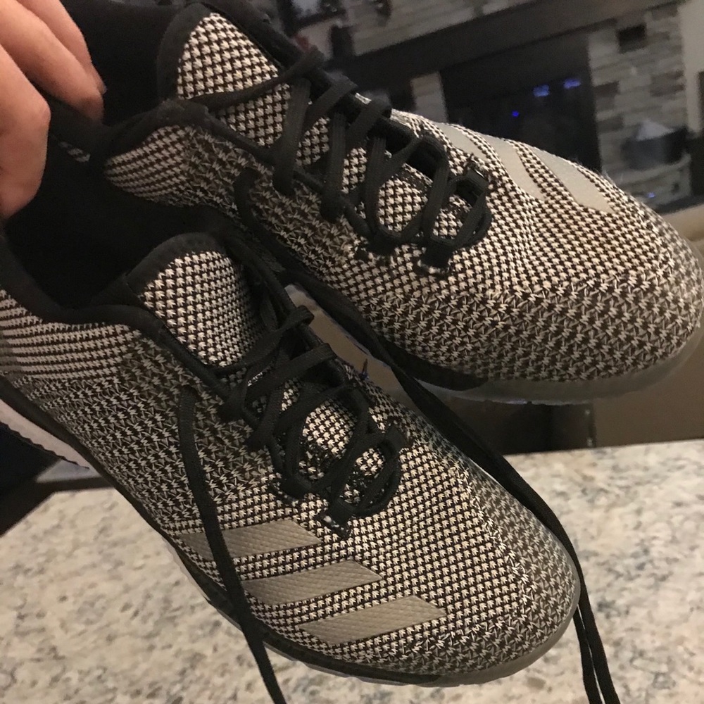 Adidas Women’s volleyball shoes - Picture 2 of 5